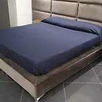 Bed & Breakfast Airport Deluxe 3*