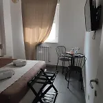 Bed & Breakfast Airport Deluxe 3*