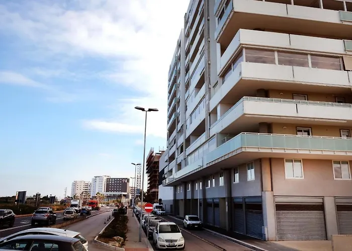 Airport Deluxe Couette-café 3*