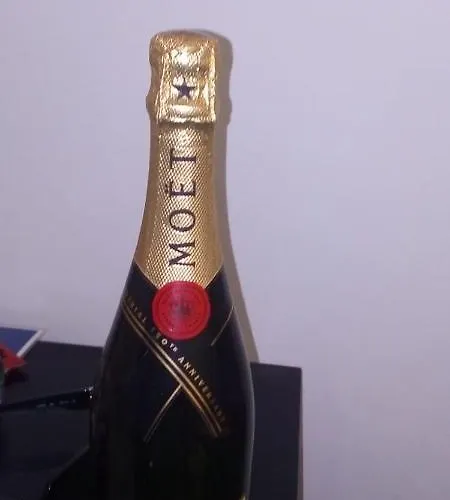 Airport Deluxe 3* Bari