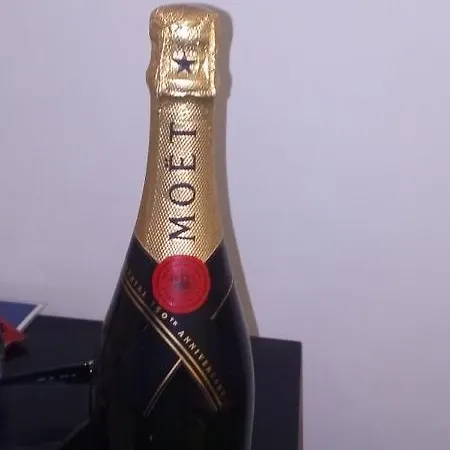 Airport Deluxe 3* בארי